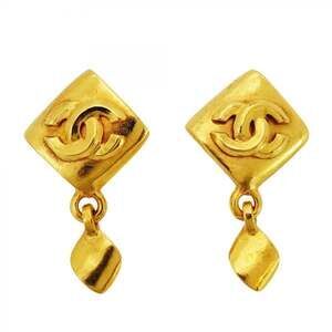Chanel Cc Logo Clip-On Earrings Metal #247162C78B